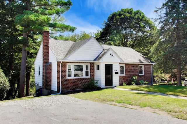 1156 Washington St, Walpole, MA 02081
