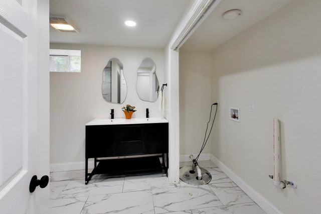 1156 Washington St, Walpole, MA 02081