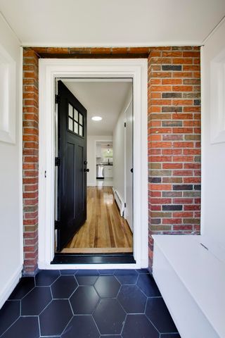 1156 Washington St, Walpole, MA 02081