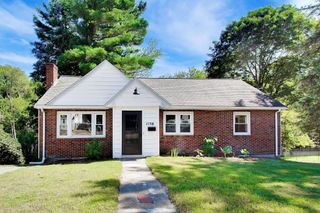 1156 Washington St, Walpole, MA 02081