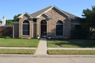 1209 Quaker Lane, Lewisville, TX 75077