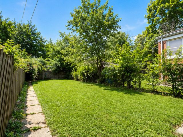 7042 S Elizabeth Street, Chicago, IL 60636