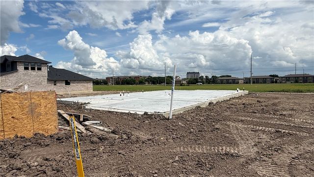5006 Acadia Loop, Bryan, TX 77845
