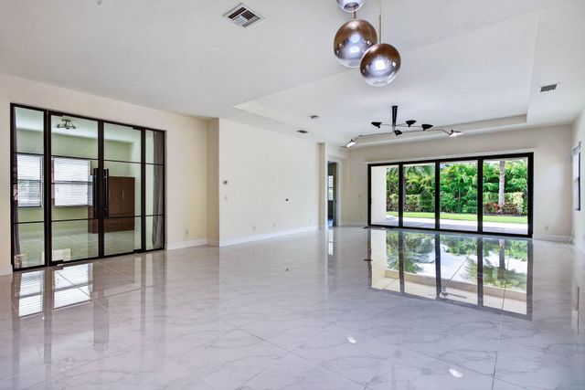 11760 E EASTLAKE Court, Parkland, FL 33076