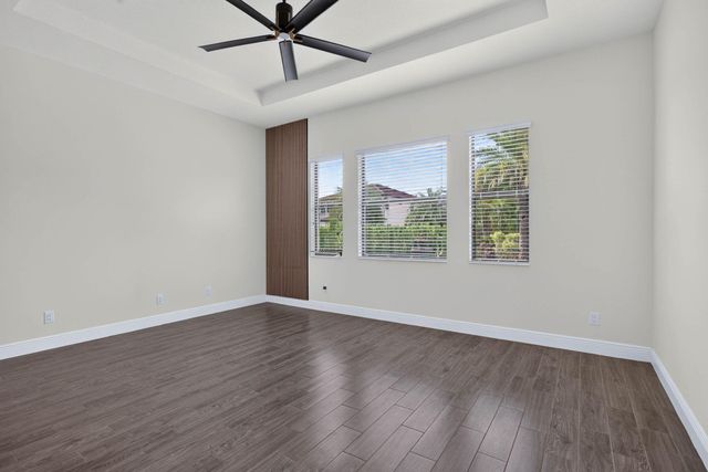 11760 E EASTLAKE Court, Parkland, FL 33076