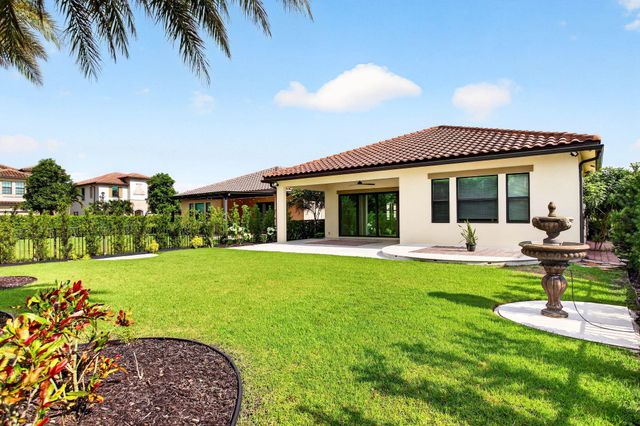 11760 E EASTLAKE Court, Parkland, FL 33076