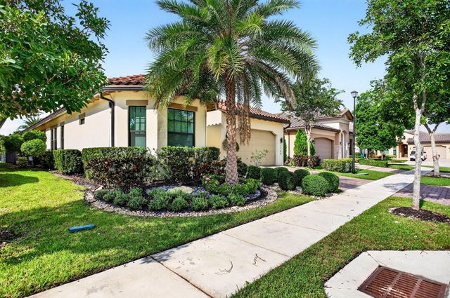 11760 E EASTLAKE Court, Parkland, FL 33076