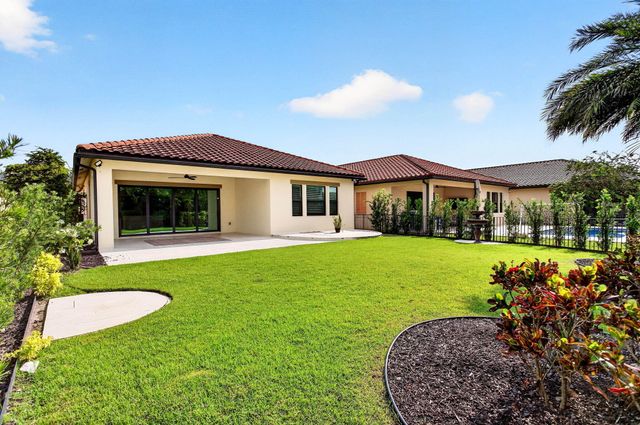 11760 E EASTLAKE Court, Parkland, FL 33076