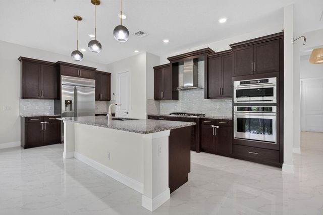 11760 E EASTLAKE Court, Parkland, FL 33076