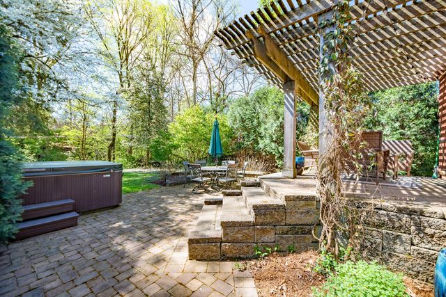 1127 Audubon Road, Park Hills, KY 41011
