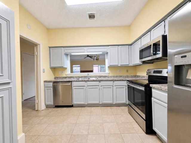 12300 Brookglade Circle 74, Houston, TX 77099