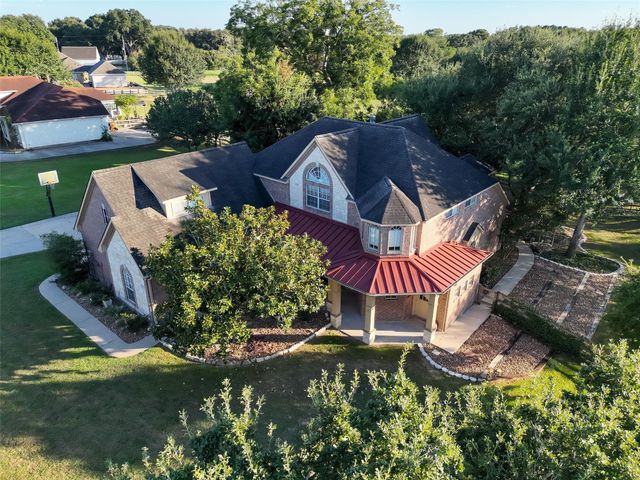 211 Brazos Hill Lane, Sealy, TX 77474