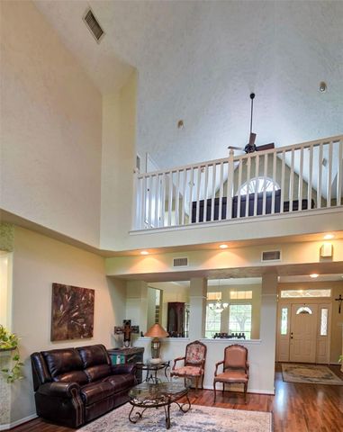 211 Brazos Hill Lane, Sealy, TX 77474
