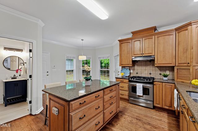 711 Hardscrabble Drive, Hillsborough, NC 27278