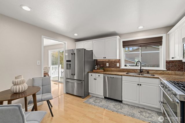 13422 128th Place NE, Kirkland, WA 98034