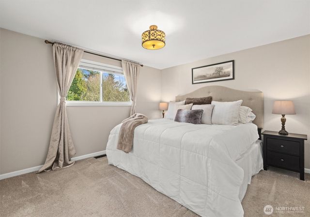 13422 128th Place NE, Kirkland, WA 98034