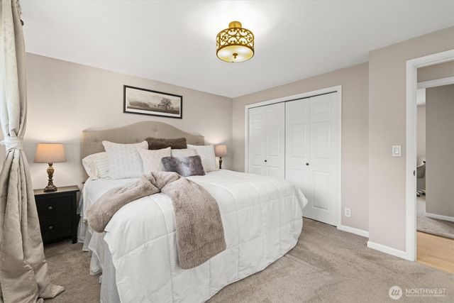 13422 128th Place NE, Kirkland, WA 98034