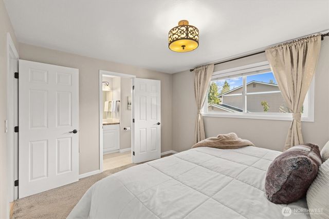 13422 128th Place NE, Kirkland, WA 98034