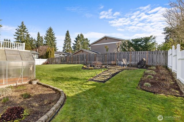 13422 128th Place NE, Kirkland, WA 98034