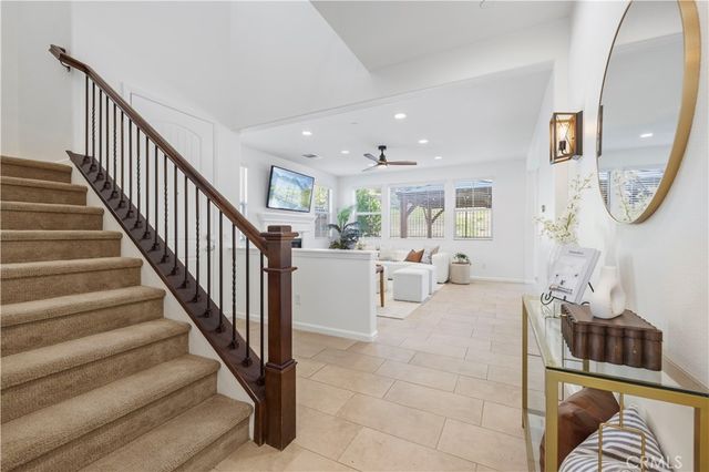 27314 Weldon Way, Saugus, CA 91350