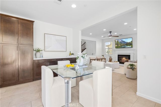 27314 Weldon Way, Saugus, CA 91350