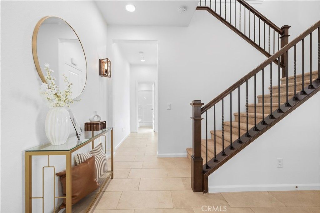 27314 Weldon Way, Saugus, CA 91350 — photo 3