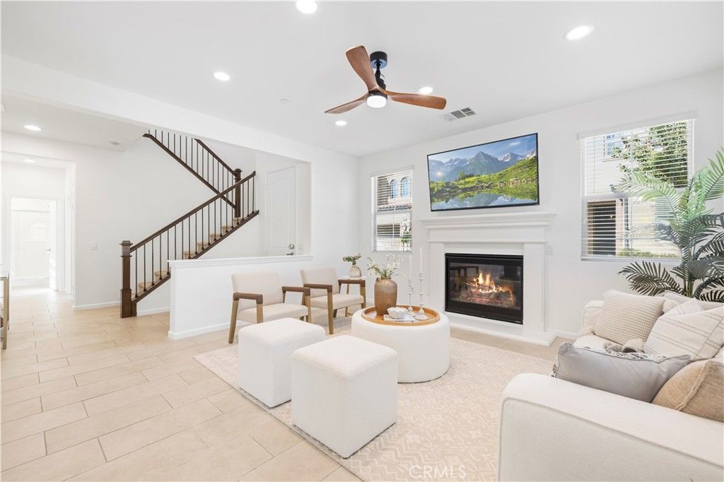27314 Weldon Way, Saugus, CA 91350 — photo 4