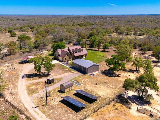 1211 Copperhead Road, Seguin, TX 78155