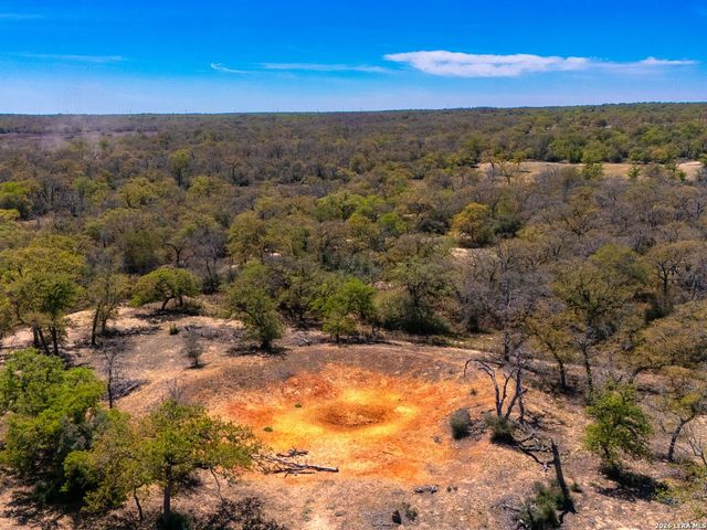 1211 Copperhead Road, Seguin, TX 78155