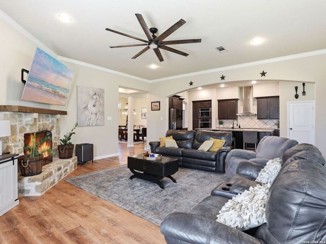 1211 Copperhead Road, Seguin, TX 78155