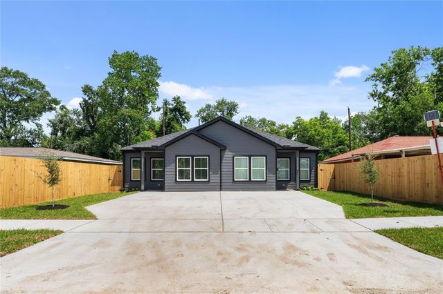 5025 Rapido Road, Houston, TX 77033