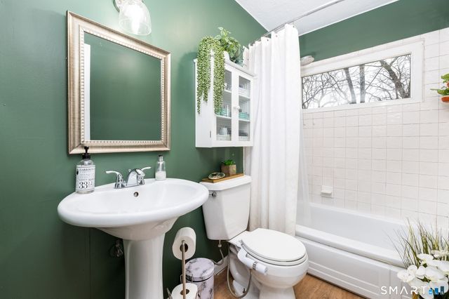 32 Jackson Road, Enfield, CT 06082