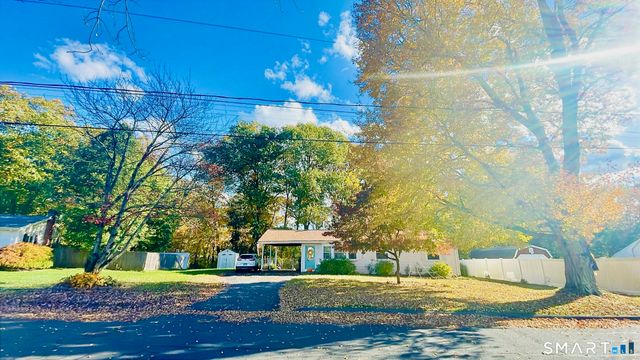 32 Jackson Road, Enfield, CT 06082
