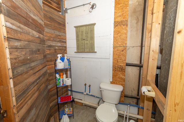 913 E 5th Street, Mishawaka, IN 46544
