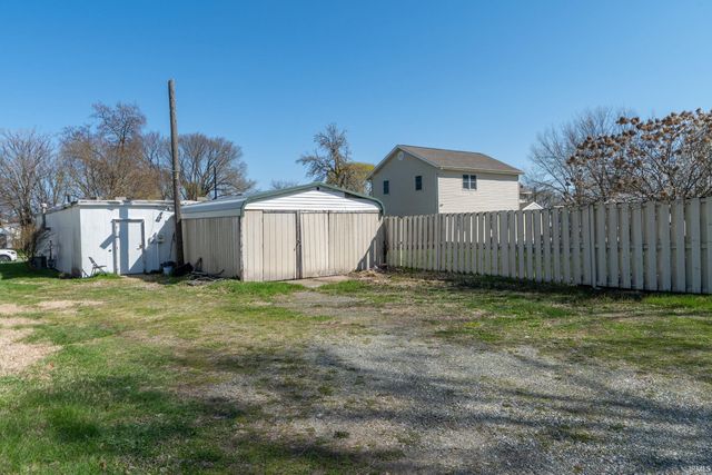 913 E 5th Street, Mishawaka, IN 46544