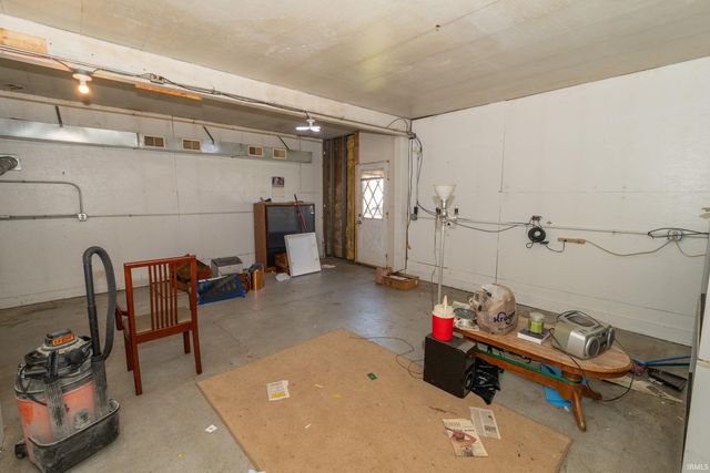 913 E 5th Street, Mishawaka, IN 46544