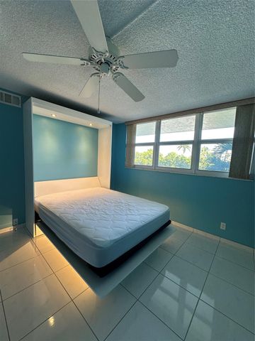 5300 NE 24th Terrace 211c, Fort Lauderdale, FL 33308
