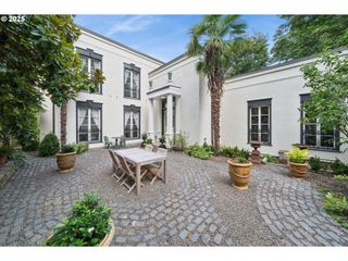 1980 Sw TERRACE Dr, Portland, OR 97201