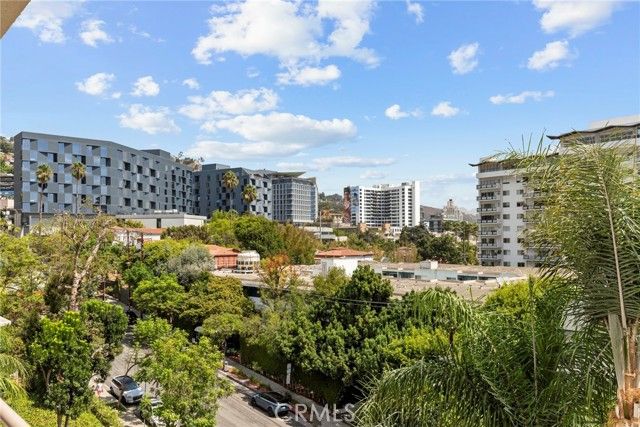 1131 Alta Loma Road 527, West Hollywood, CA 90069