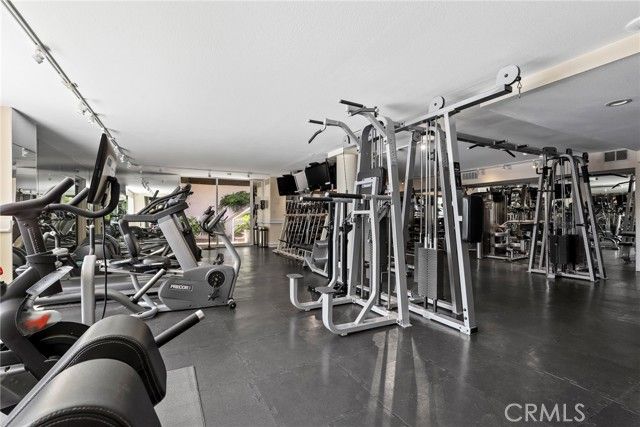 1131 Alta Loma Road 527, West Hollywood, CA 90069