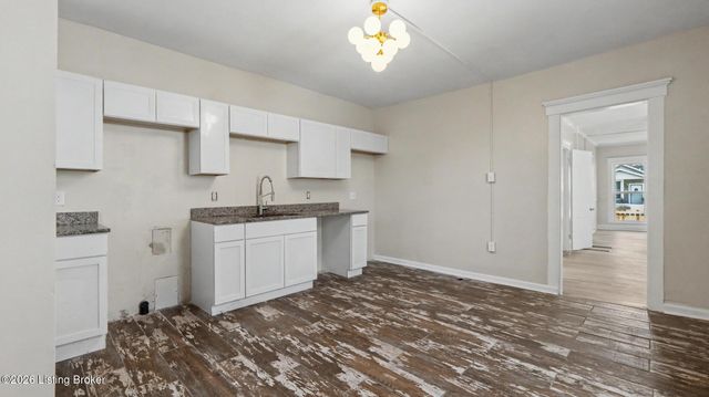 3118 Bank St, Louisville, KY 40212