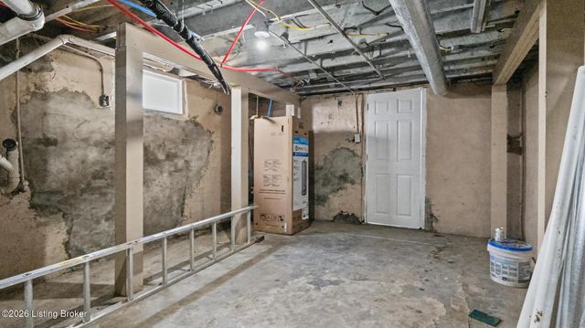 3118 Bank St, Louisville, KY 40212