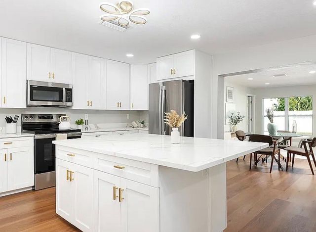 4335 10TH AVENUE S A, St Petersburg, FL 33711