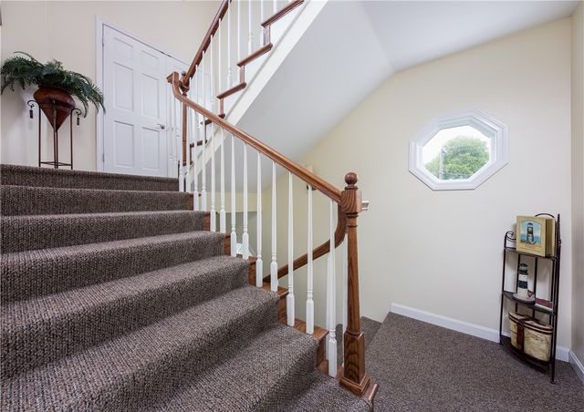 6 Dunes Road, Narragansett, RI 02882