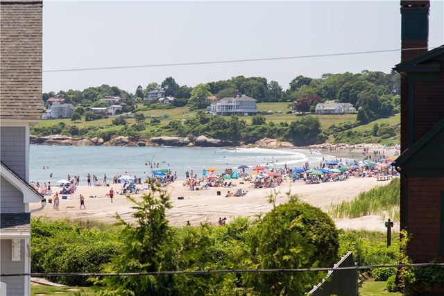 6 Dunes Road, Narragansett, RI 02882