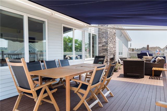 6 Dunes Road, Narragansett, RI 02882