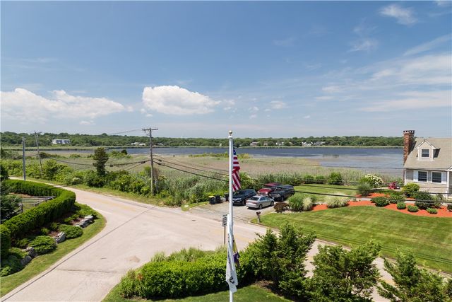 6 Dunes Road, Narragansett, RI 02882