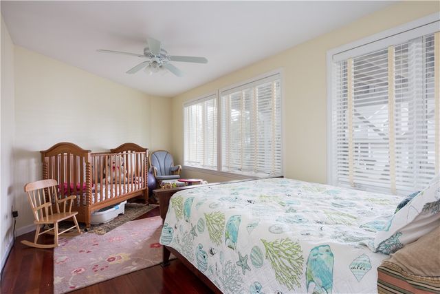 6 Dunes Road, Narragansett, RI 02882