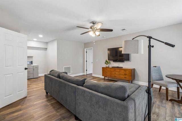 5374 PINEYWOOD ROAD, Birmingham, AL 35242