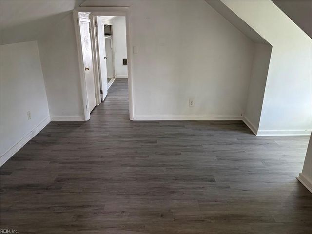 3625 S Warwick Cir Apt B, Norfolk, VA 23513